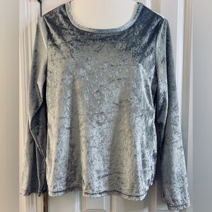 PARAGON Top Metallic Silver Gray Long Sleeve Velour scoop casual party large